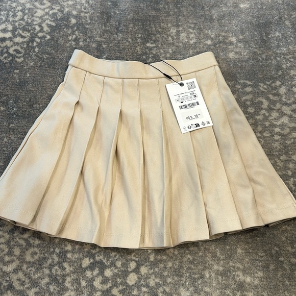 Zara Other - ZARA KAKI PLEATED KIDS SIZE 7 SKIRT NWT